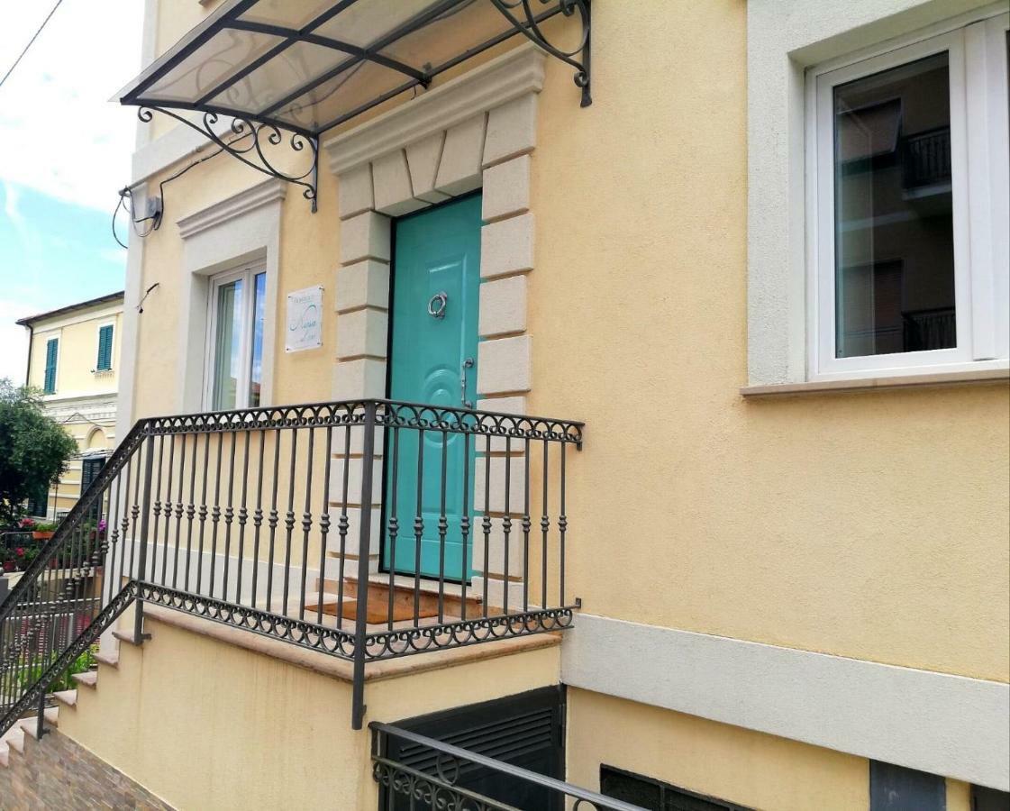 Residence Nina 皮佐 外观 照片